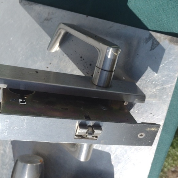 Schlage Indu Stainless Steel Door LockSet - Picture 3 of 3